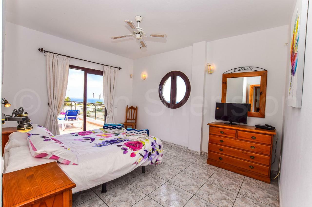 Villa Montana - Lh113 By Villas Now Ltd Πλάγια Μπλάνκα Εξωτερικό φωτογραφία