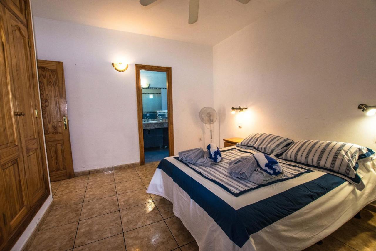 Villa Montana - Lh113 By Villas Now Ltd Πλάγια Μπλάνκα Εξωτερικό φωτογραφία